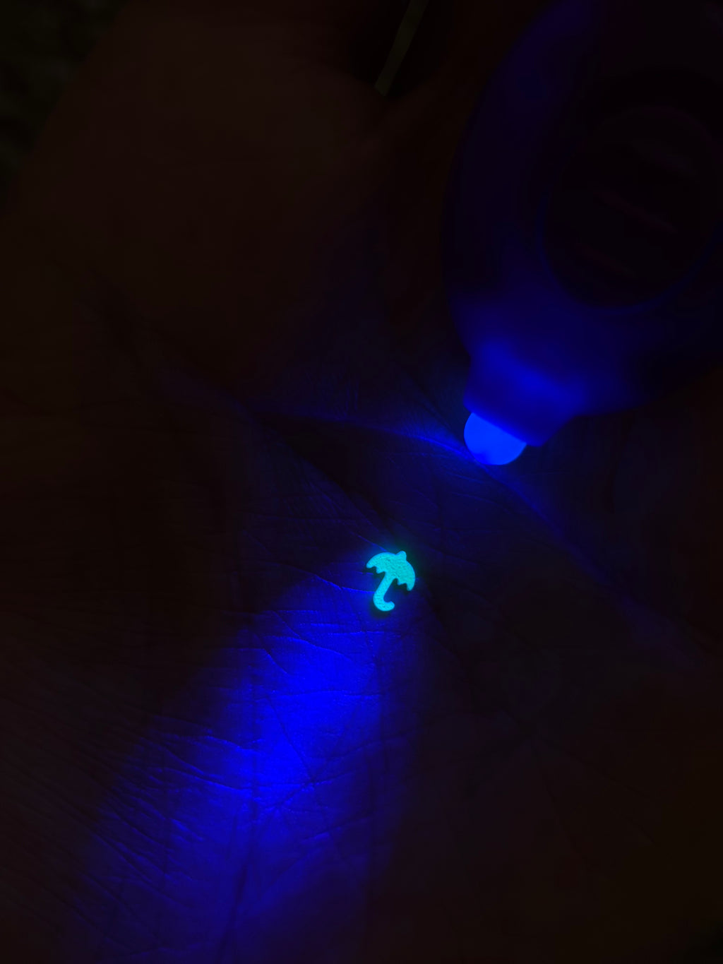 Brainstorm Chill Pill Charm